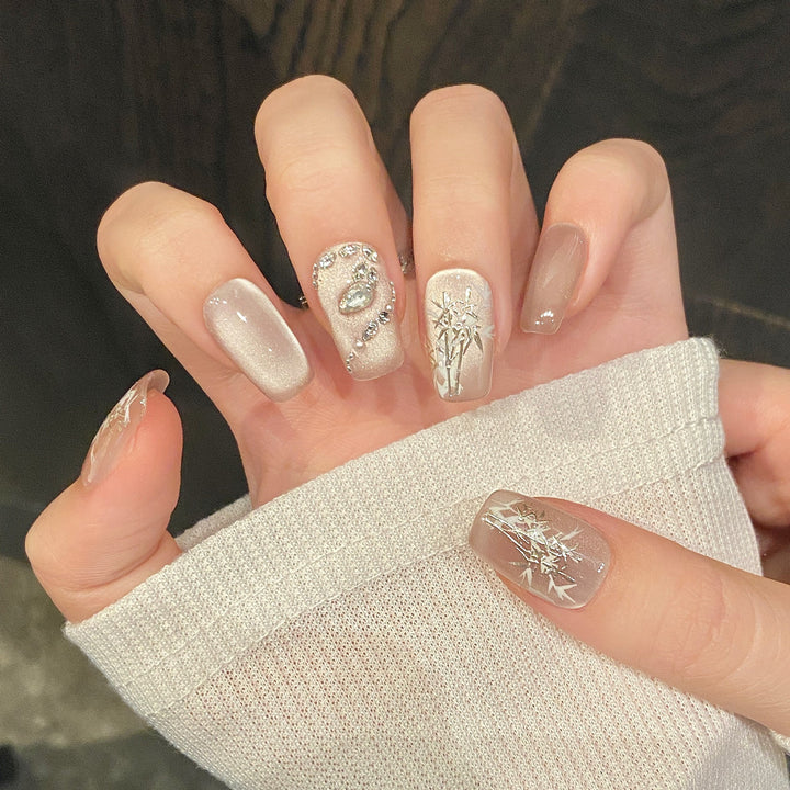 Dekorativer Nagelkunst-Kit Karnz