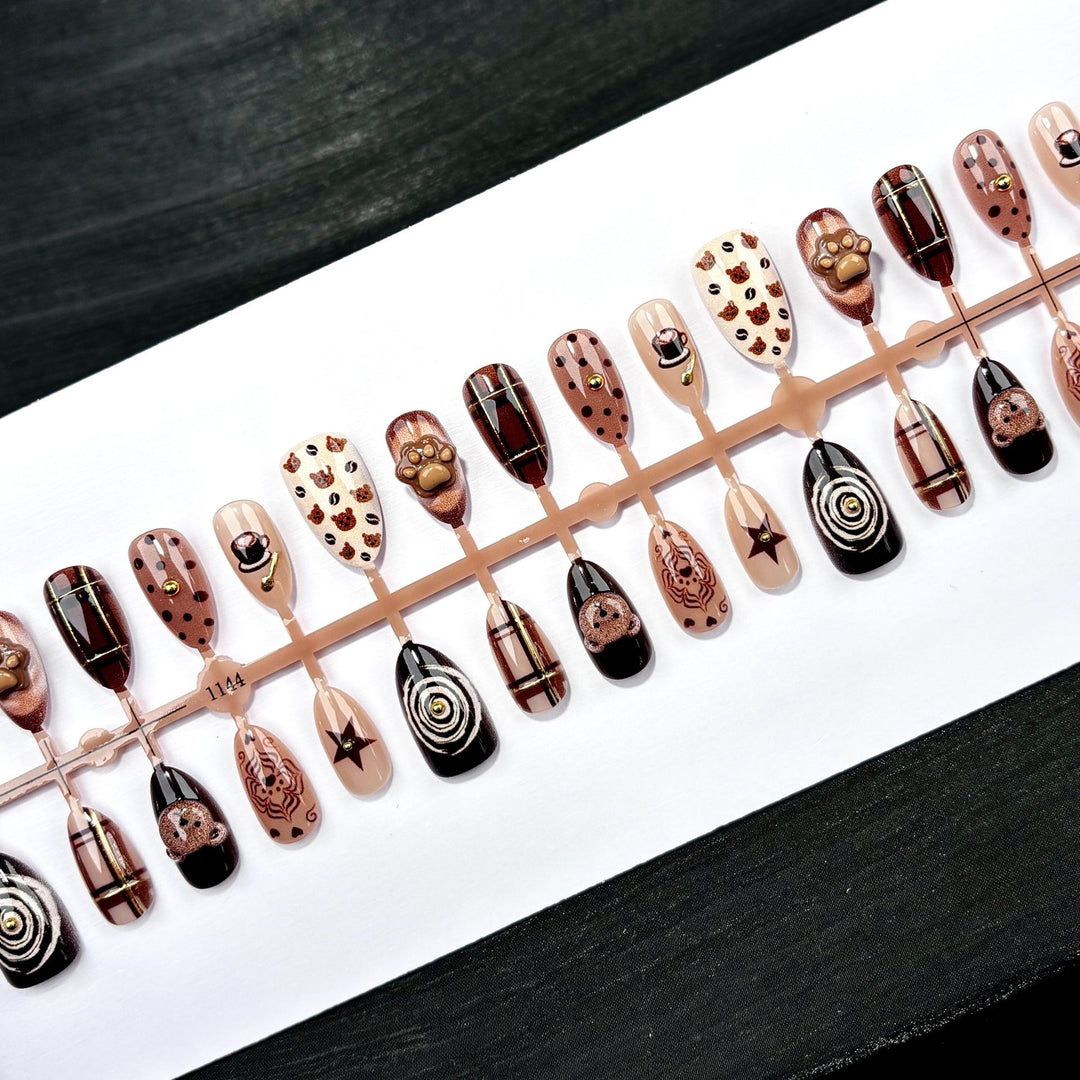 Premium Themen Press-On Nagelkunst Set