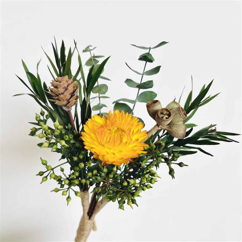 Getrocknete botanische Blumenarrangement