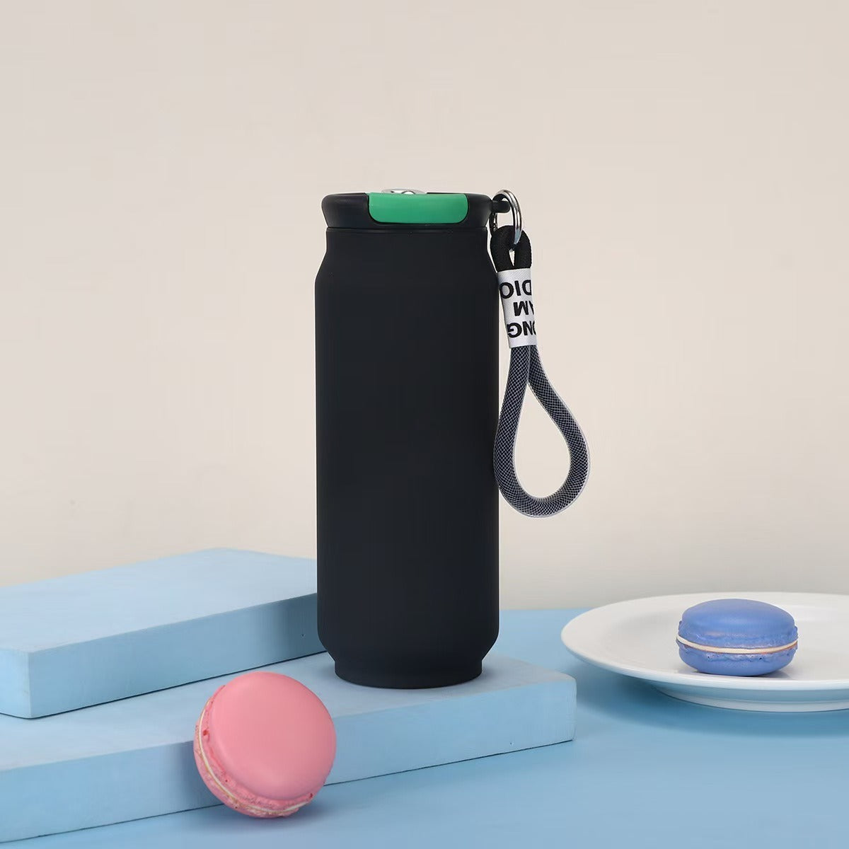 Damen isolierte Wasserflasche mit praktischem Tragegriff Karnz