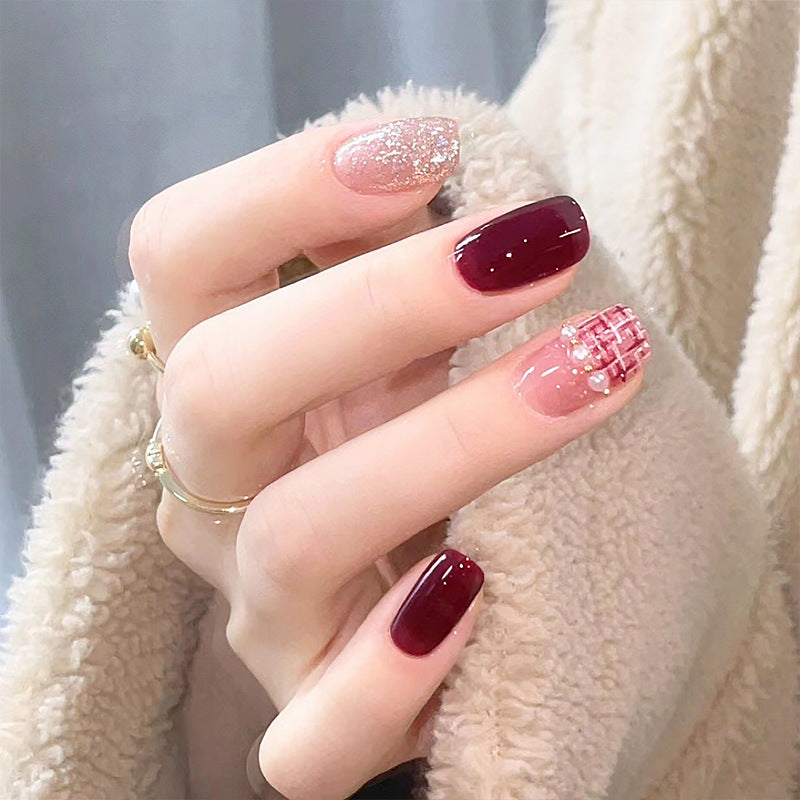 Glamouröse Nageldesigns Karnz