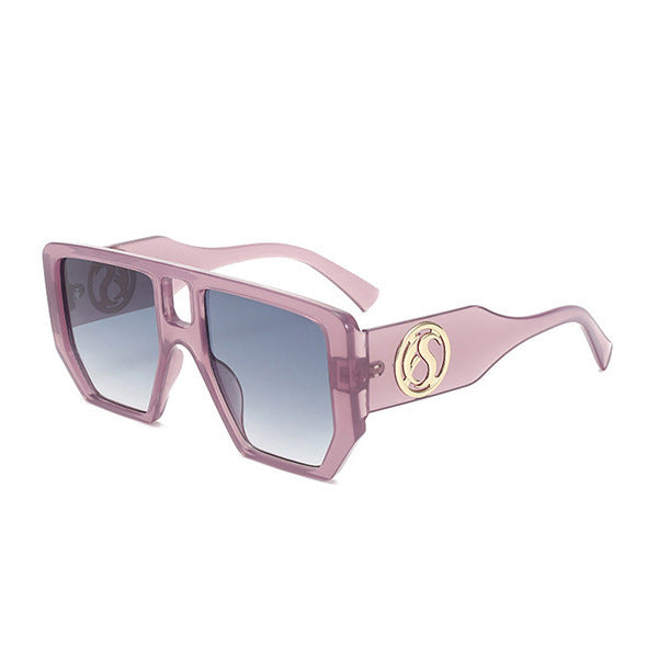 Damen Quadrat-Sonnenbrille mit auffälligem Muster und goldenen Akzenten Karnz