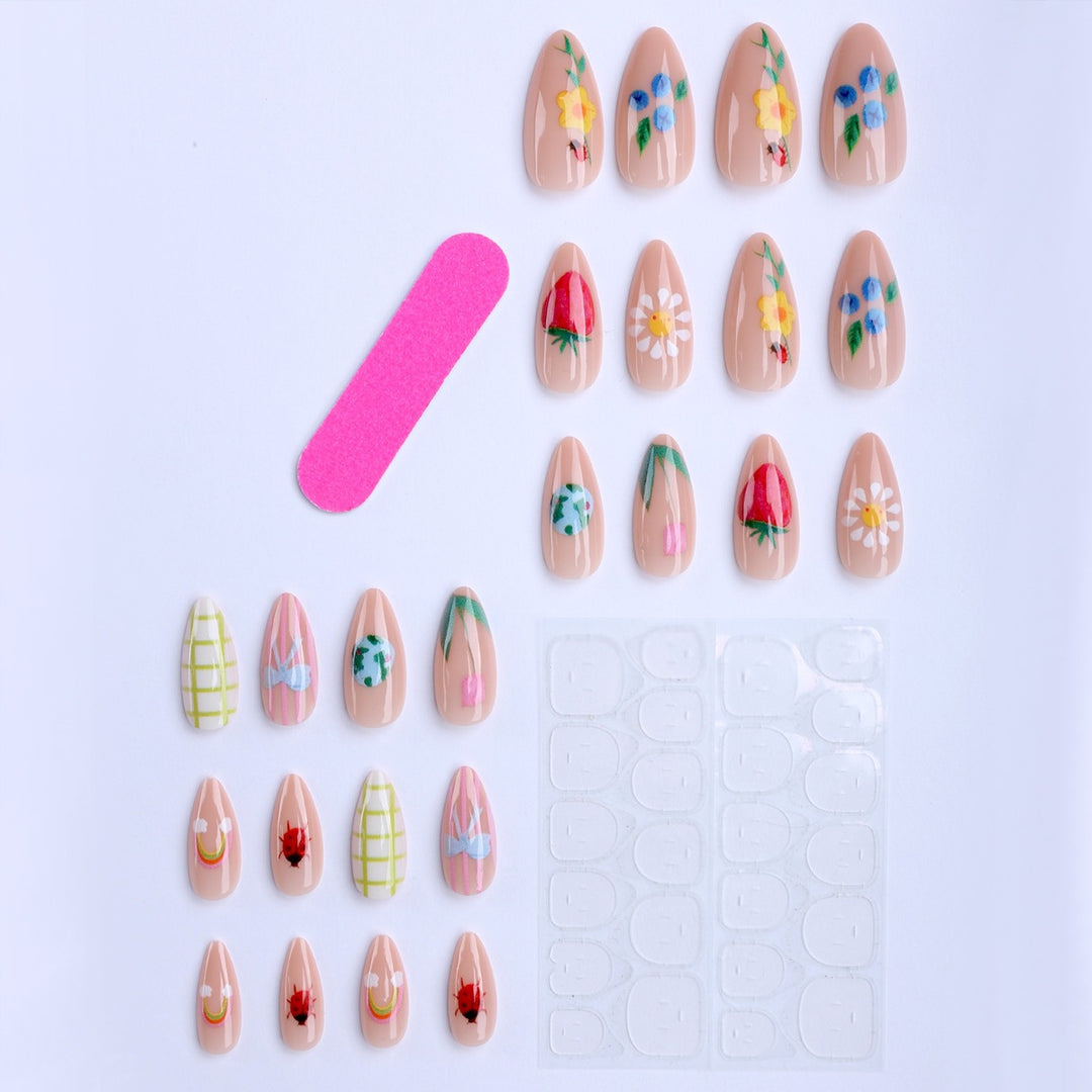 Kreative Nagelkunst Karnz