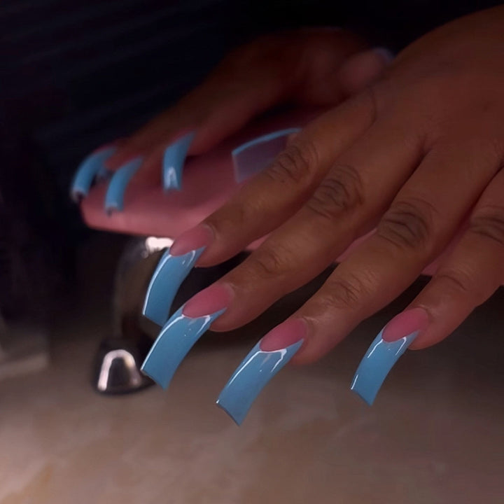 Stylische Lange Press-On-Nagelverlängerungen Karnz