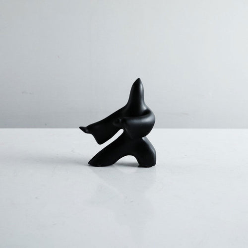 Moderne abstrakte dekorative Skulptur