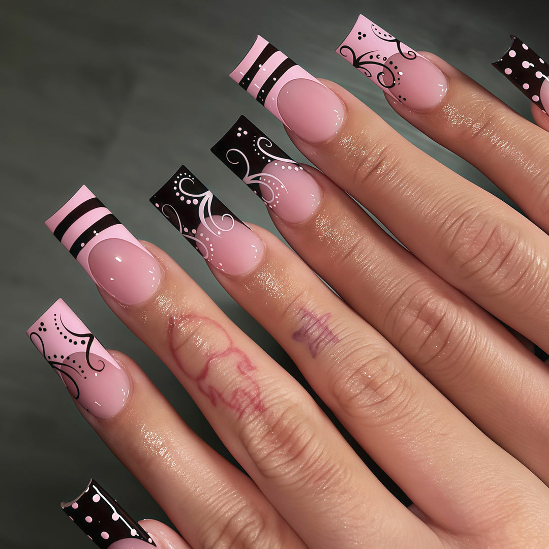 Dekorative Künstlerische Stiletto Press-On Nägel Karnz