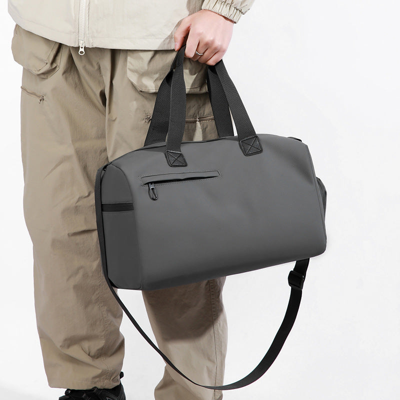 Vielseitige Reisetasche mit verstellbaren Riemen Karnz