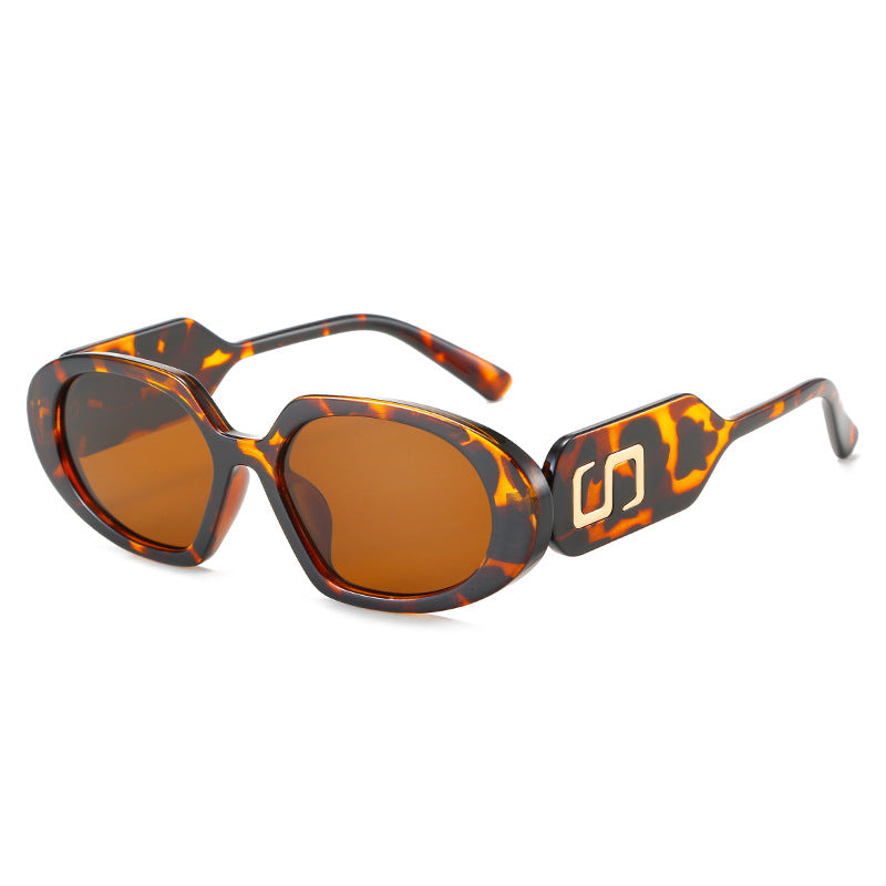 Damen modische Sonnenbrille mit einzigartigem Design und stylischem Logo Karnz