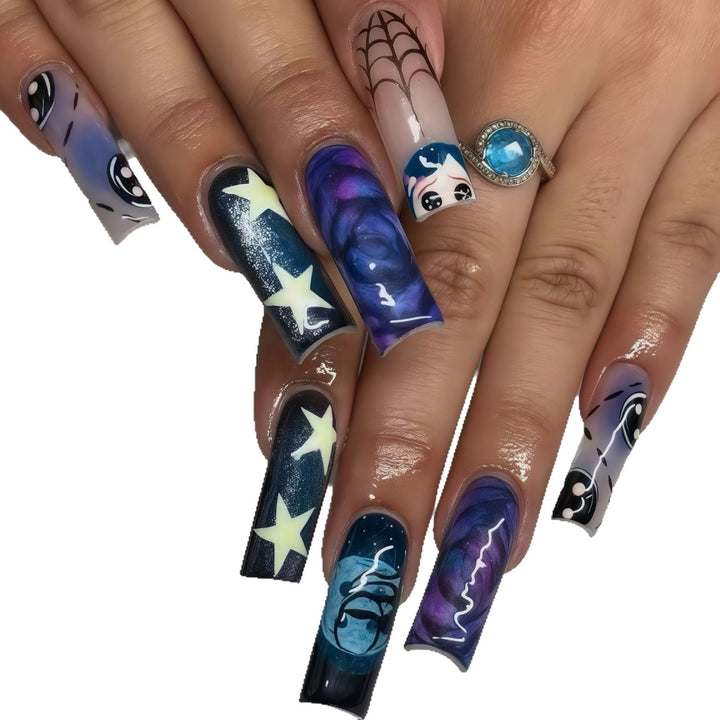 Künstlerisches Kosmisches Nageldesign Karnz