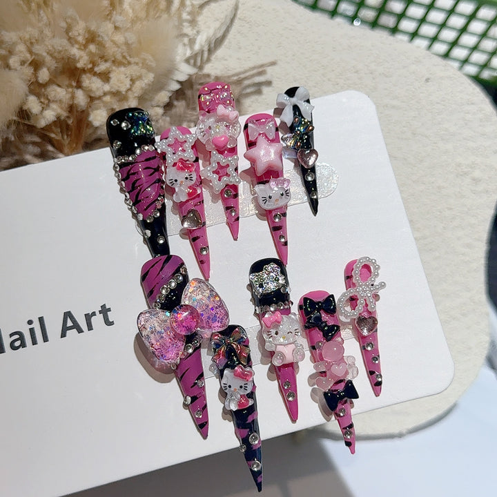 Dekoratives Press-On Nagelkunst-Set