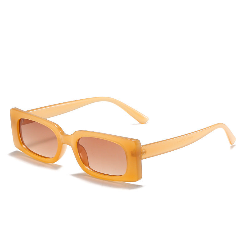 Damen Sonnenbrille im modernen Retro-Stil Karnz