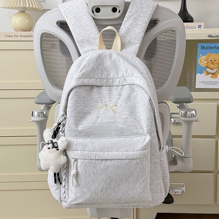 Rucksack mit Durchdachtem Stauraum und Verspieltem Design Karnz