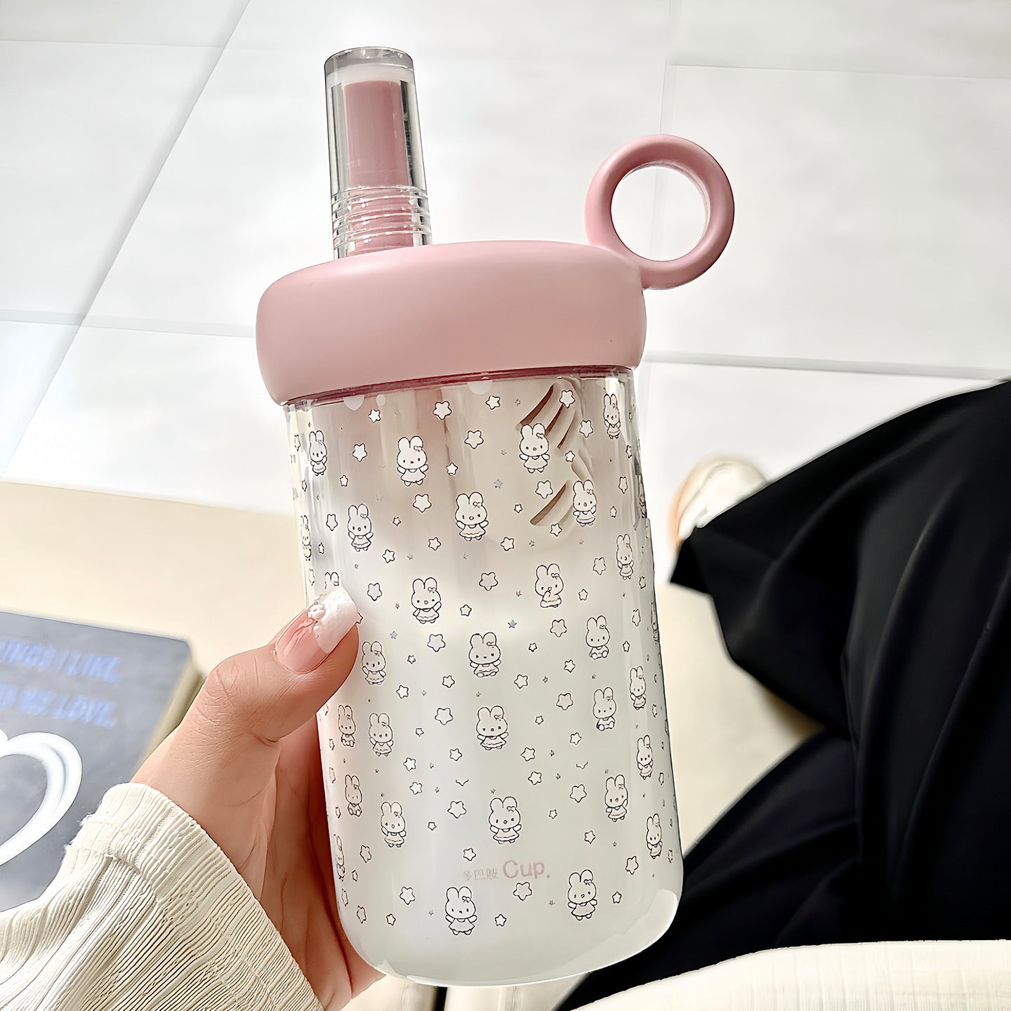 Damen Trinkflasche mit integriertem Fruchteinsatz und Silikondeckel Karnz