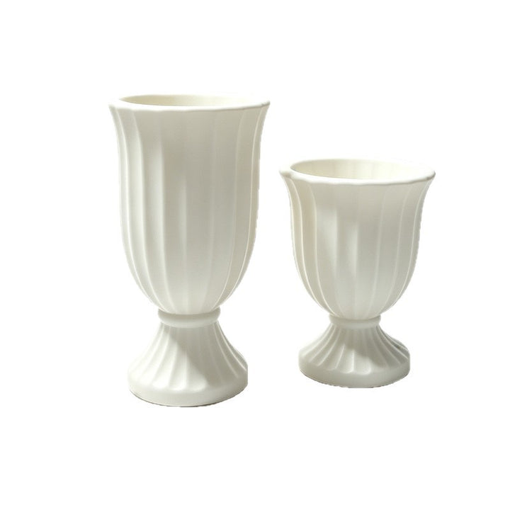 Majestätische gerippte dekorative Vase Karnz