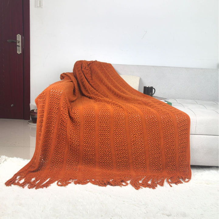 Handgefertigte strukturierte Strickdecke Karnz