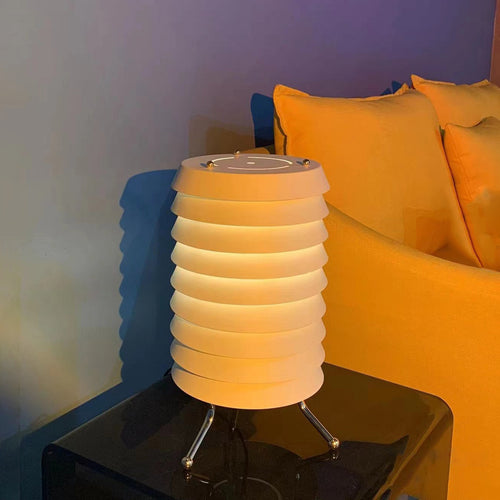 Moderne gewellte Tischlampe