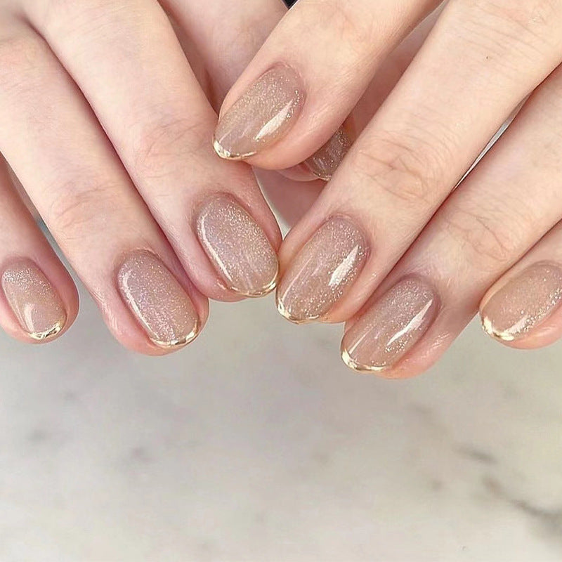 Elegante Nagelkunst Karnz