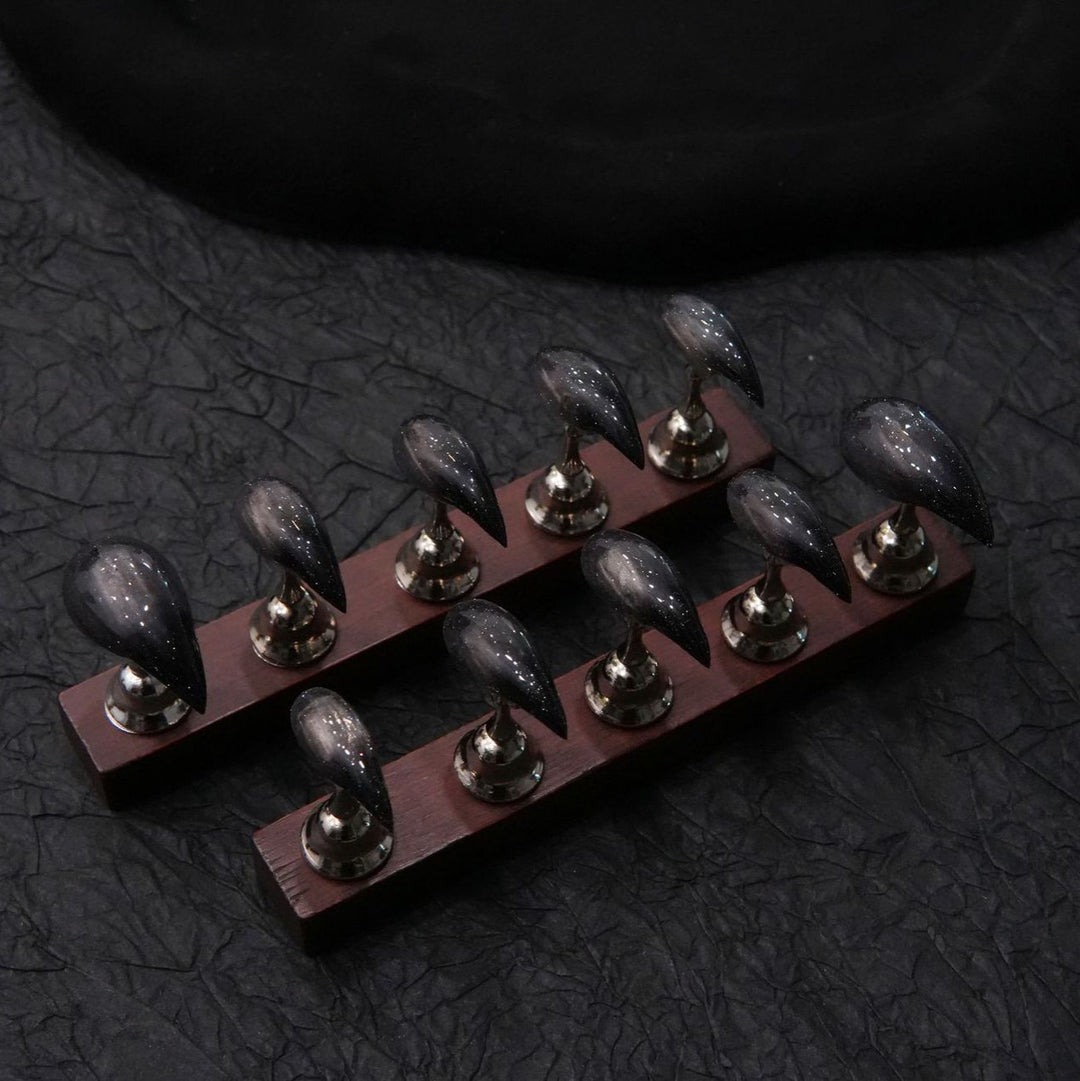 Dekorative Stiletto-Nagelspitzen