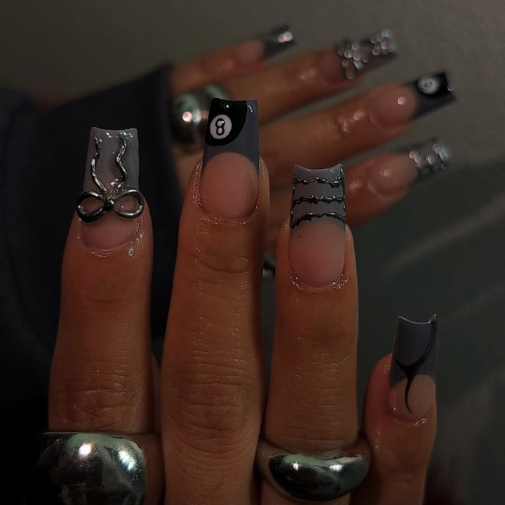 Künstlerisch gemusterte Druck-Nagelkunst Karnz