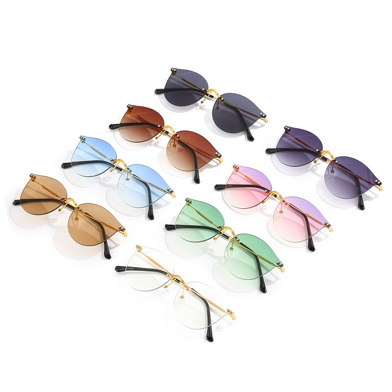 Damen modische Sonnenbrille mit innovativem Metallrahmen und flexibler Nasenauflage Karnz