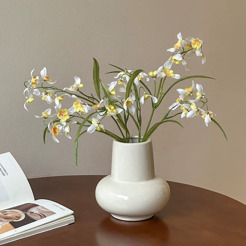 Zeitgenössische Keramik-Blumenvase