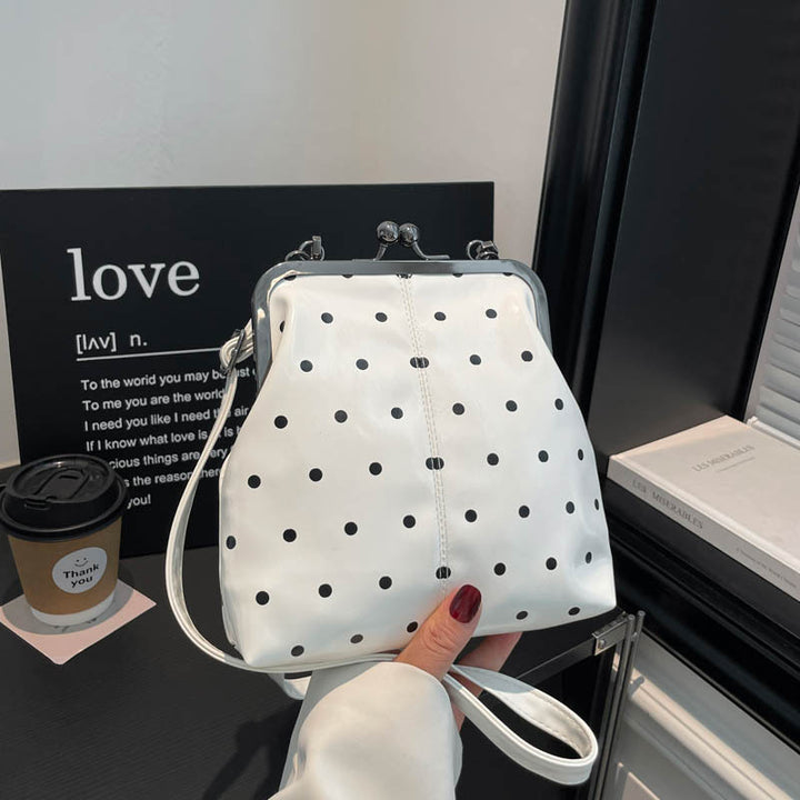 Stylische Pünktchen-Handtasche