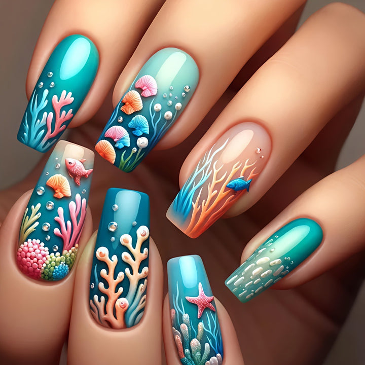 Kunstnägel mit Filigranen Unterwasser-Motiv Karnz