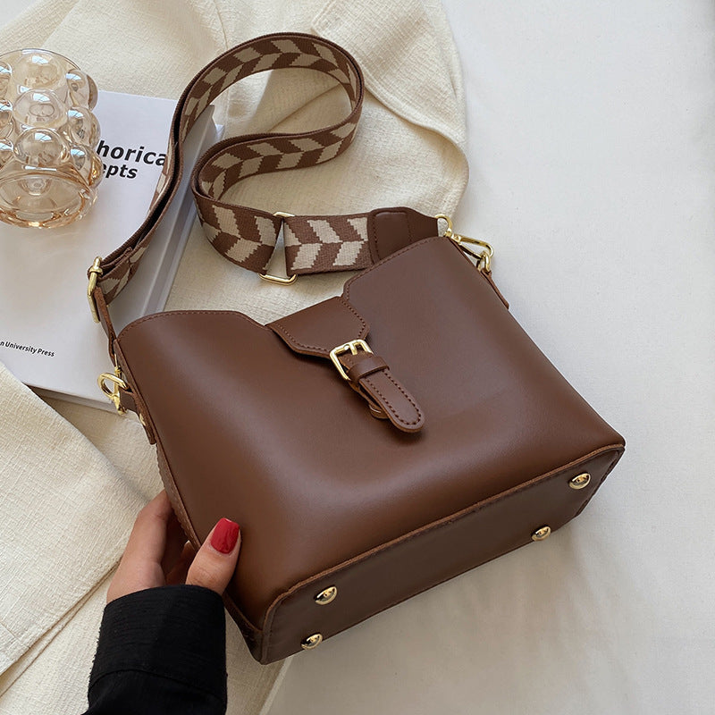 Moderne Strukturierte Handtasche Karnz