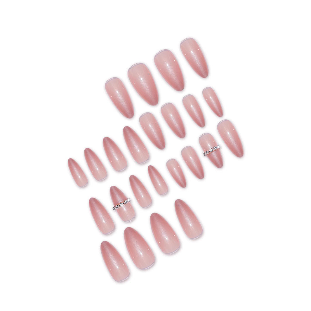 Elegantes Stiletto Press-On Nagelset Karnz