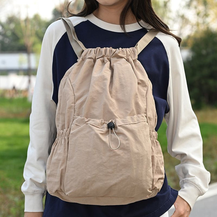 Leichter Outdoor-Rucksack mit Kordelzug