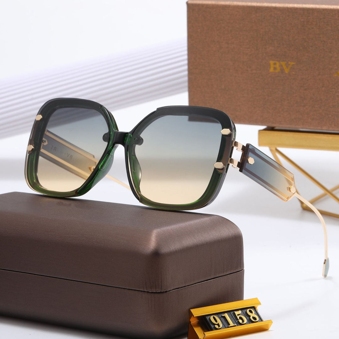 Damen Designer-Sonnenbrille mit extravagantem Rahmen Karnz