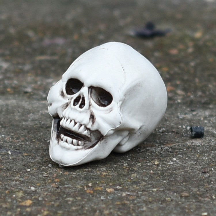 Dekorativer Skull Handyhalter Karnz