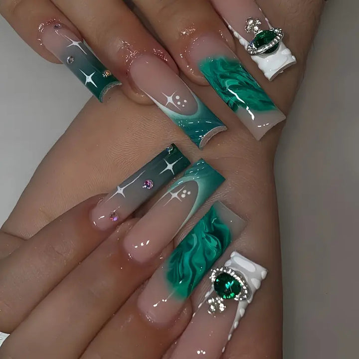 Künstlerische Press-On Nagelkunst Extensions Karnz