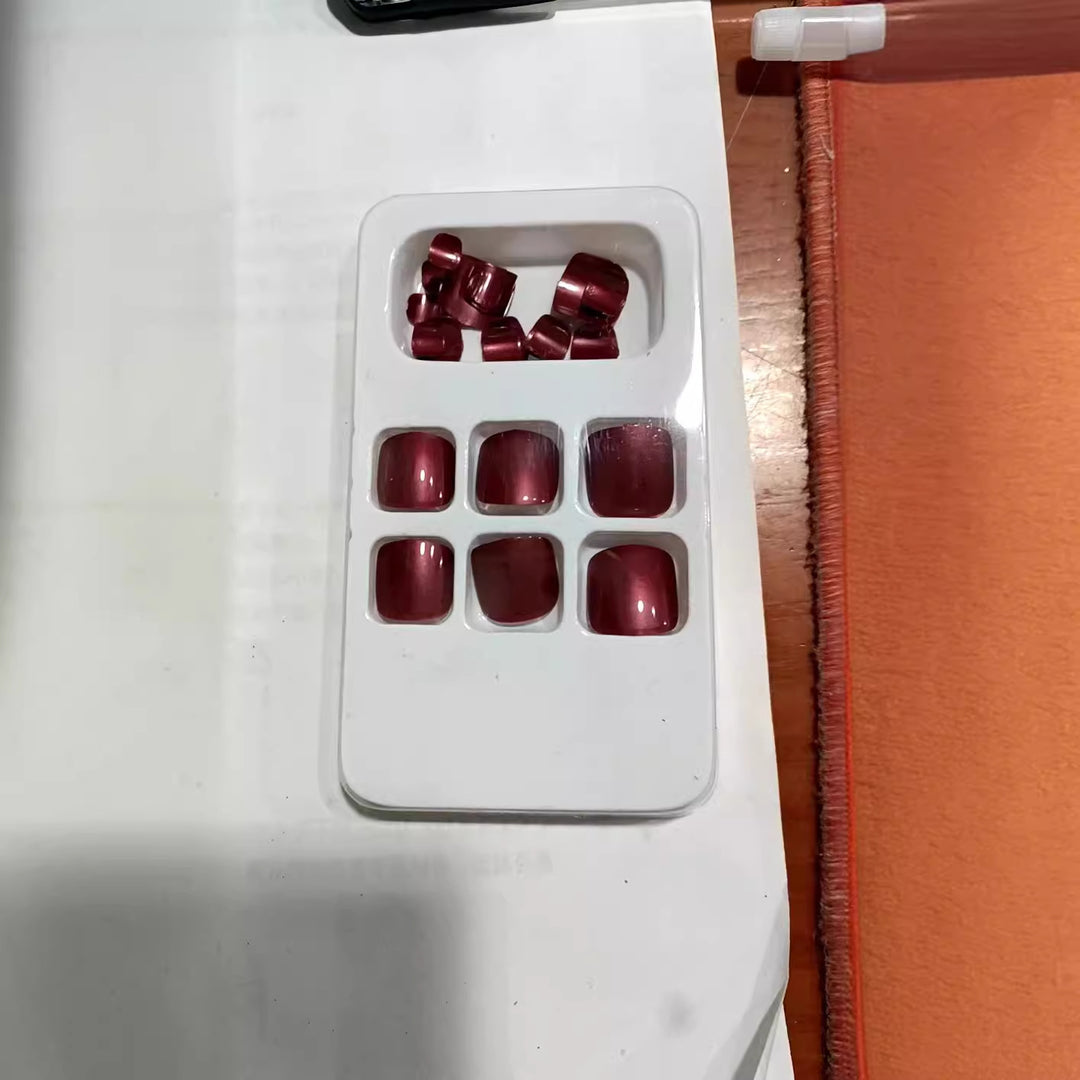 Premium Glänzendes Press-On Nagelset Karnz