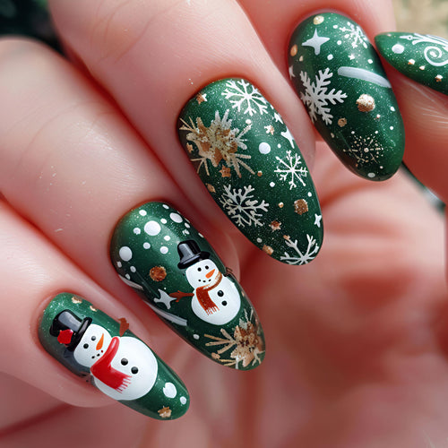 Kunstnägel mit Festlichem Schneemann-Design Karnz