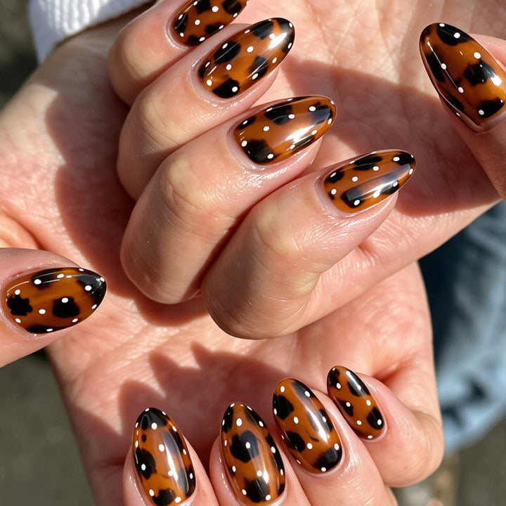 Künstlerische Leopardenmuster Presse-auf-Nagelkunst Karnz