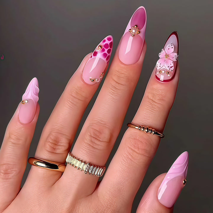 Elegante Blumen-Acryl-Nagelerweiterungen Karnz