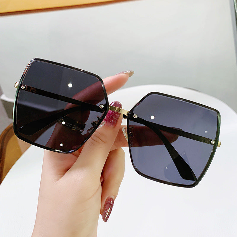 Damen modische quadratische Sonnenbrille mit polarisierenden Gläsern Karnz
