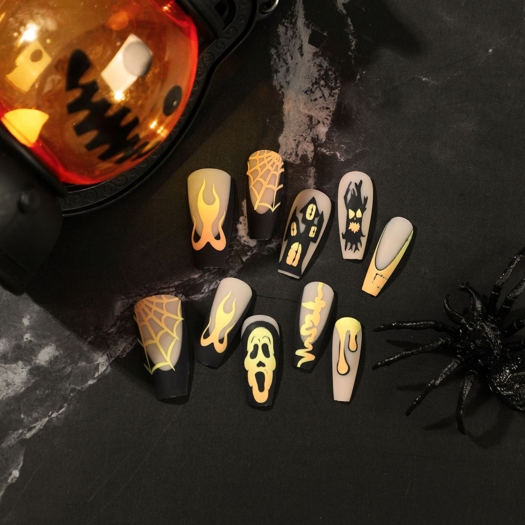 Kreative Halloween Nagelkunst Karnz