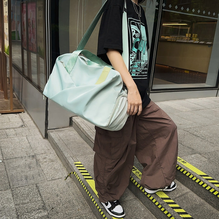 Vielseitige Gym- und Reisetasche Karnz
