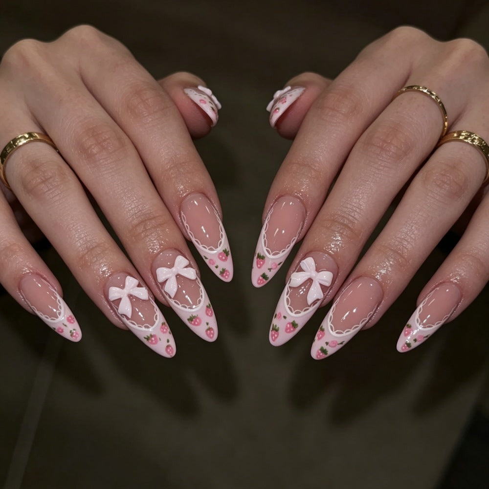 Kunstnägel mit Romantischen Blumen- und Schleifenmotiven Karnz