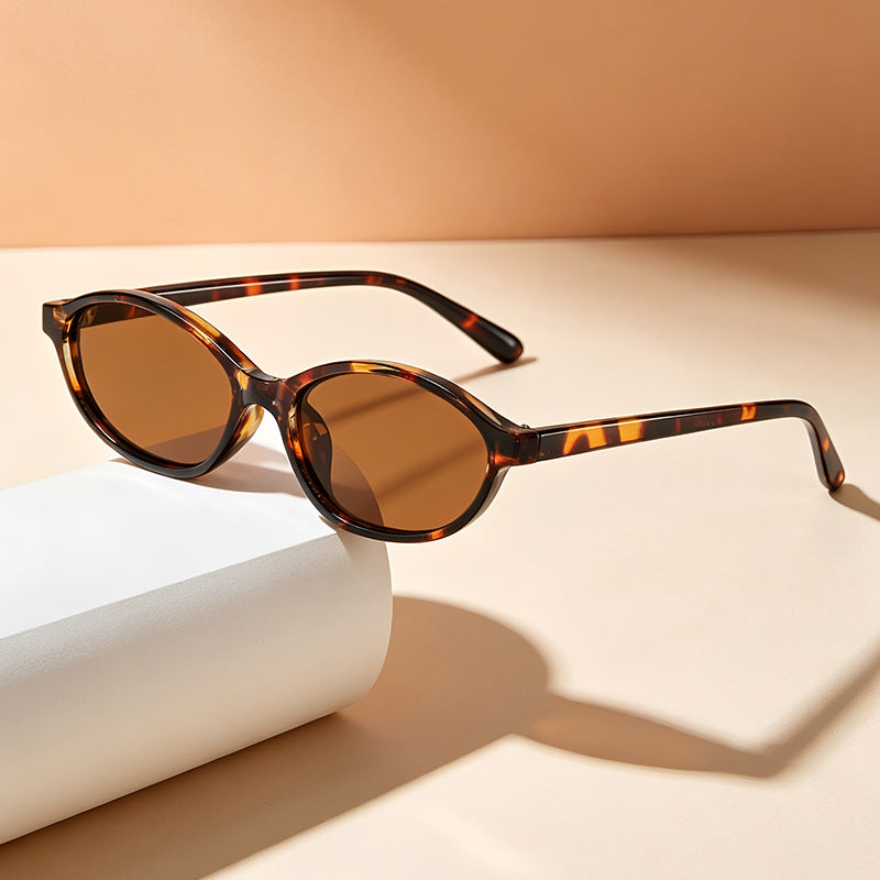 Elegante Vintage-inspirierte ovale Sonnenbrillen Karnz