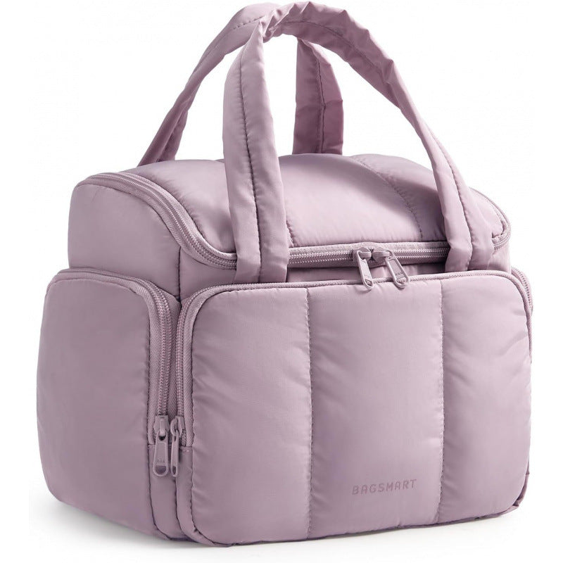 Isolierte Multi-Taschen Tote Karnz