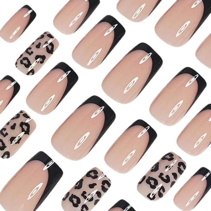 Elegante Stiletto Press-On Nagelset Karnz