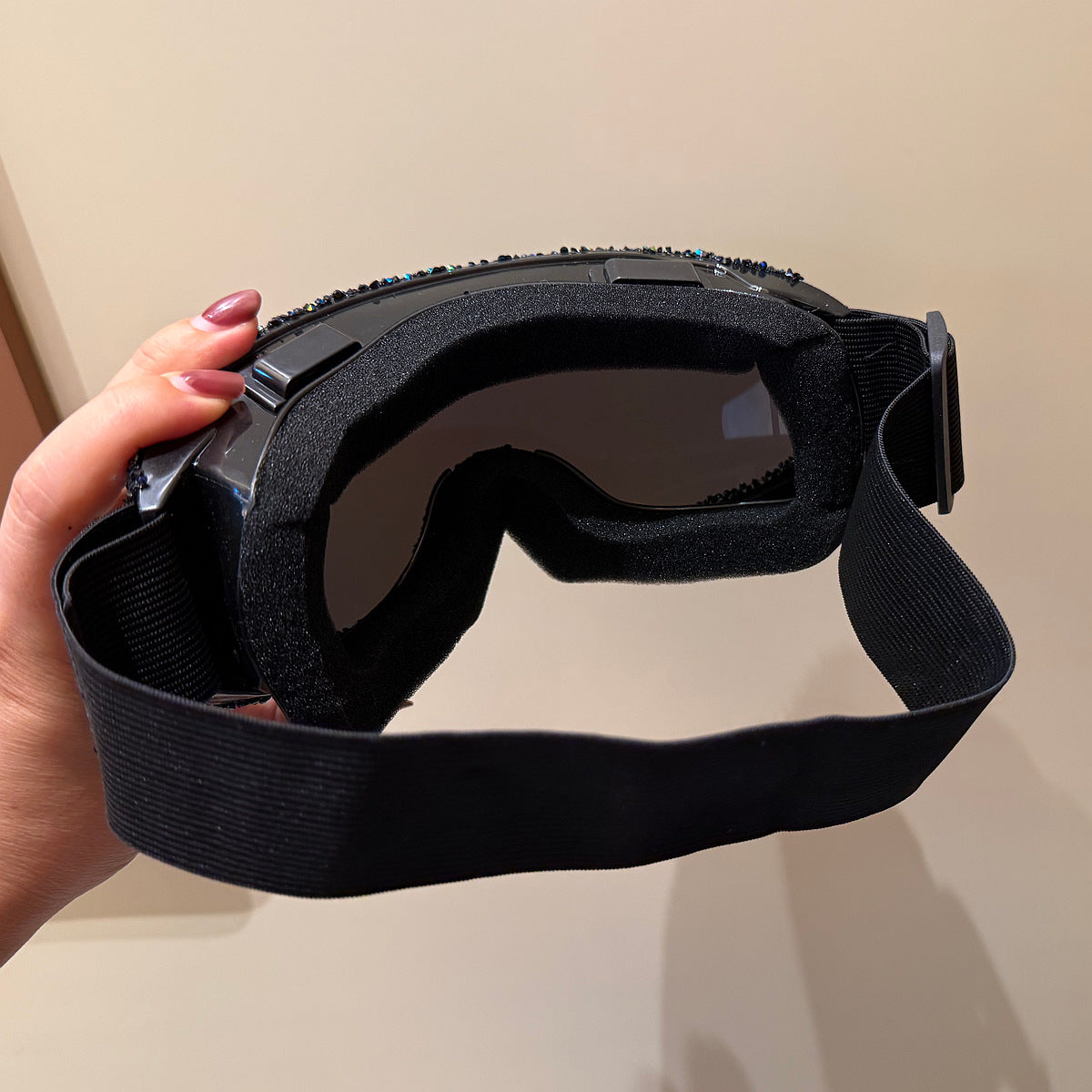 Damen Skibrille mit funkelndem Kristallbesatz Karnz