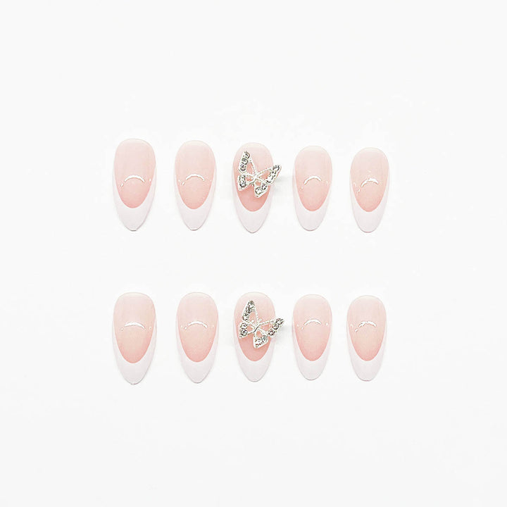 Künstliche Nagelspitzen mit verspielten 3D-Verzierungen Karnz