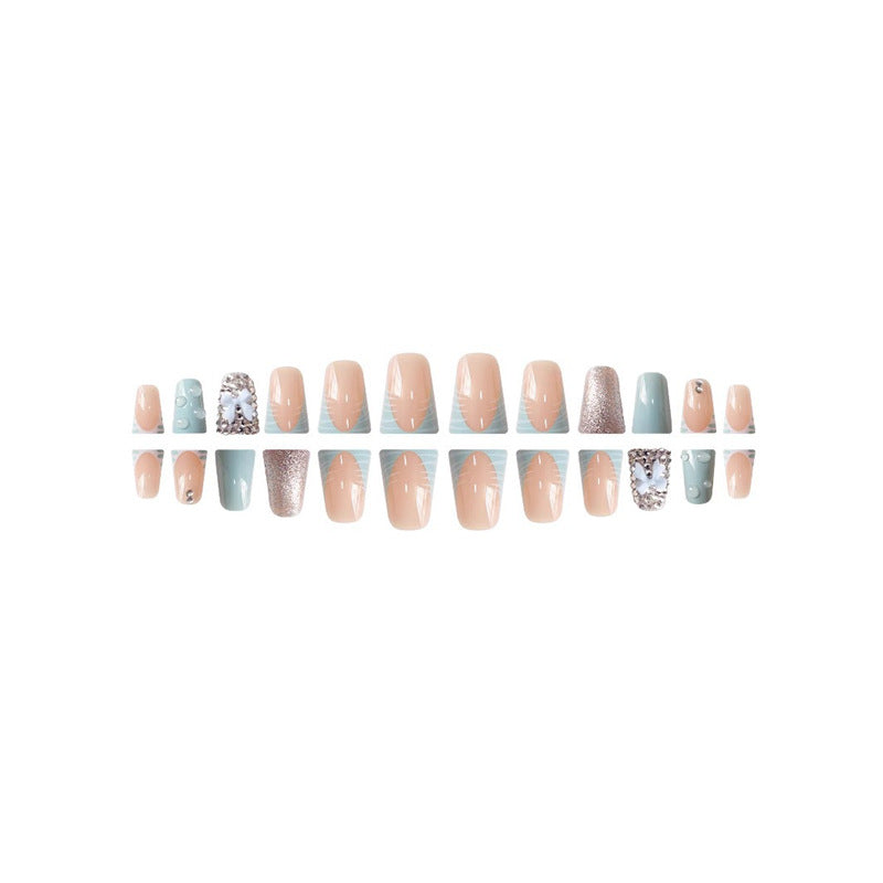 Dekoratives Nagelkunst-Set mit 3D Schleifen und Edelsteinen Karnz