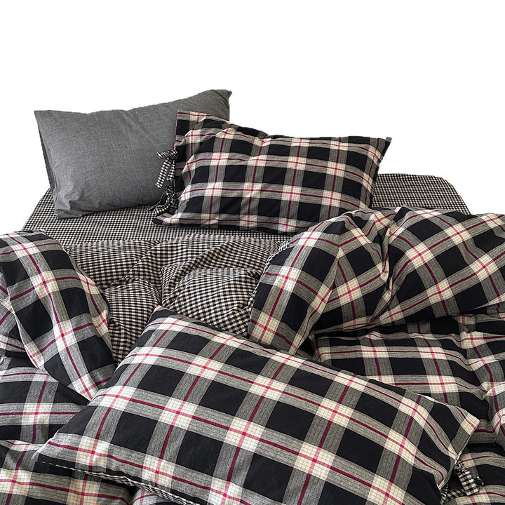 Kariertes Baumwoll-Bettwäsche-Set mit Stonewash-Optik und Kissenhüllen mit Schleifenverschluss