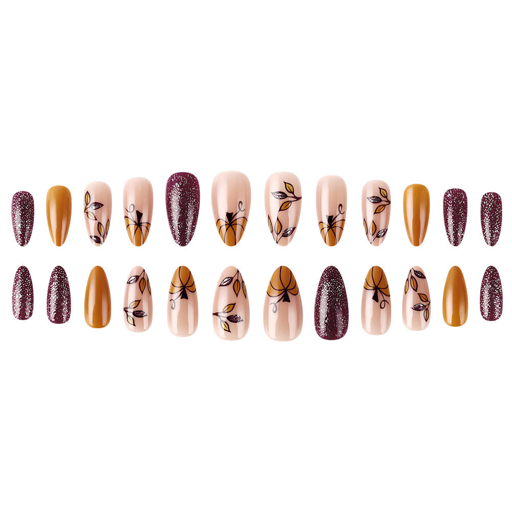 Saisonales Thematisches Nagelkunstset Karnz