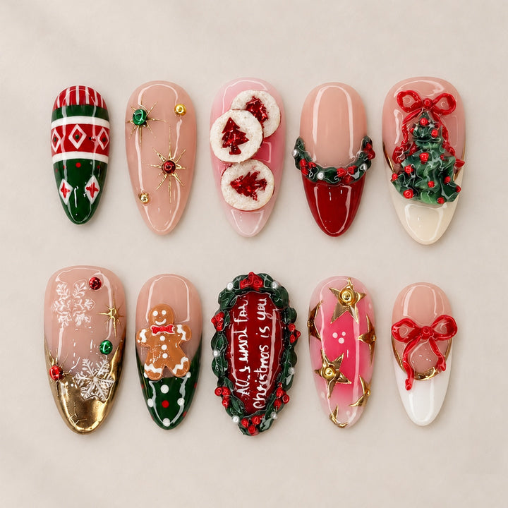 Festliche Kunstnägel mit Weihnachtsmotiven Karnz